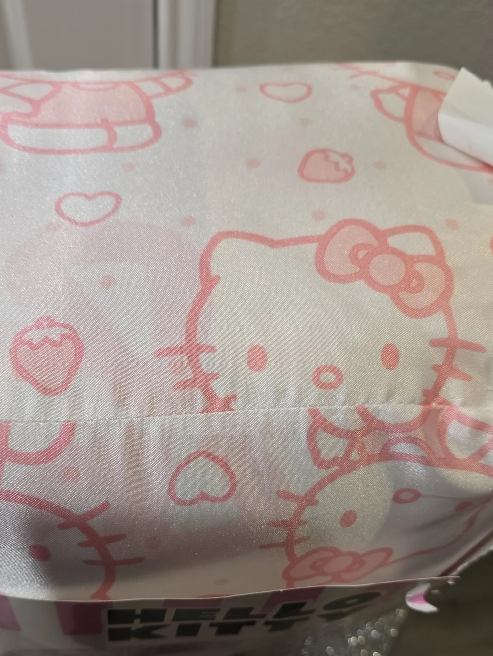 Hello Kitty satin comforter
